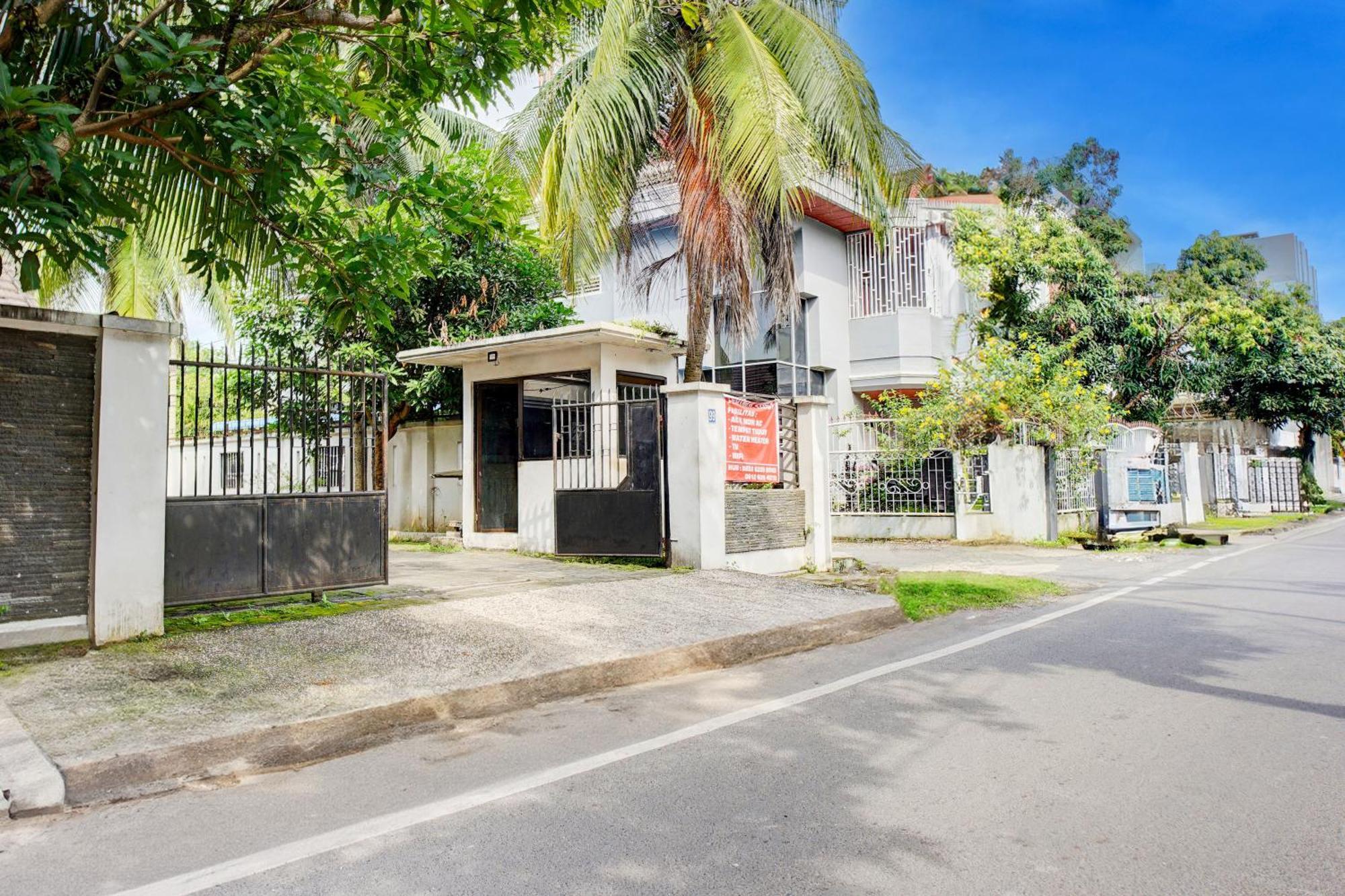 Hotel O Medan City Near Sun Plaza Formerly 99 Residence Exterior photo